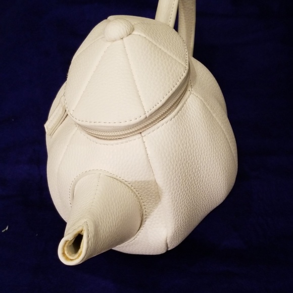 White Teapot Clutch - Picture 2 of 4